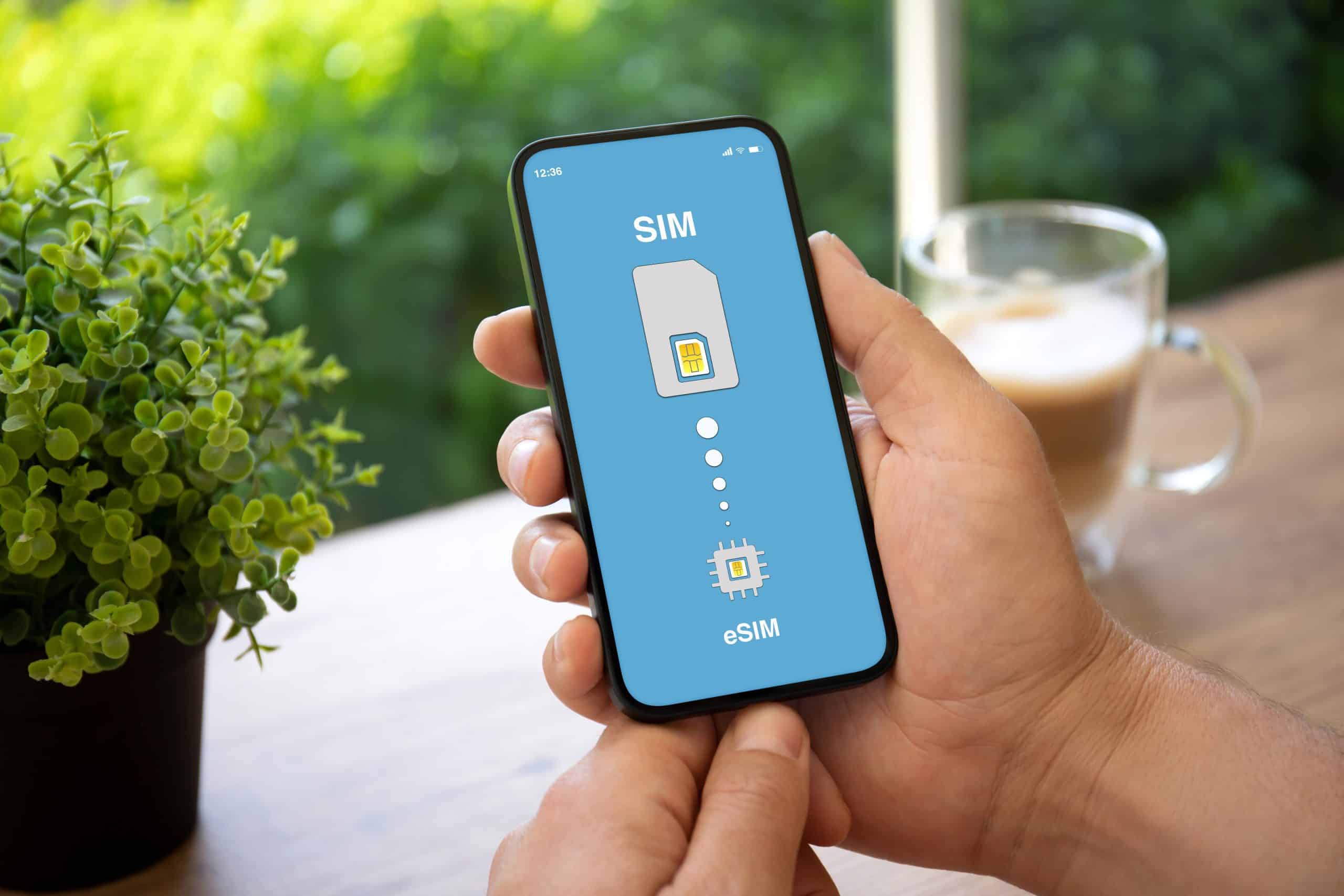 Global eSIM connectivity for international travelers - benefits and challenges of eSIM technology