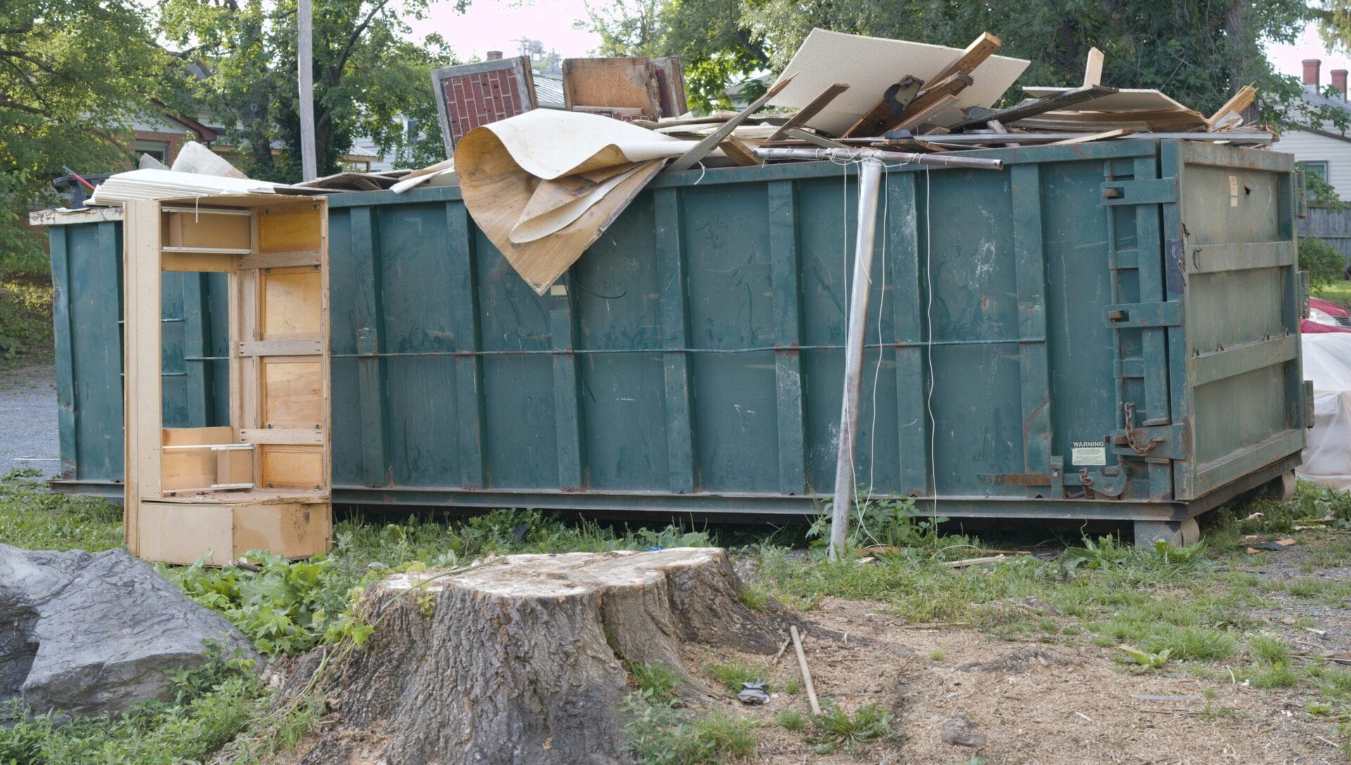 Fast furniture hidden costs and convenience trade-offs illustrated