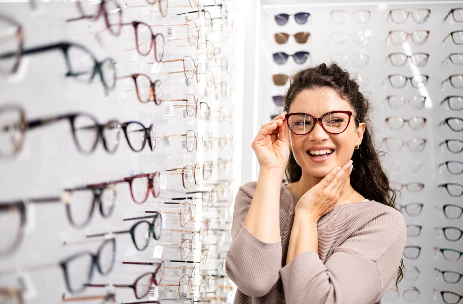 2026 eyeglasses fashion trends showing various stylish frame options-couponsscout.com