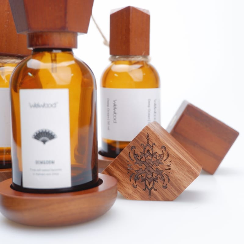 Sustainable perfume packaging concepts showing eco-friendly materials and compostable alternatives