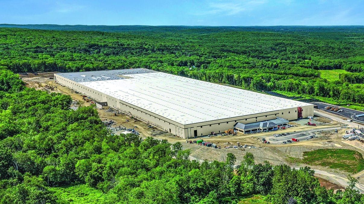 Uline distribution warehouse for shipping supplies