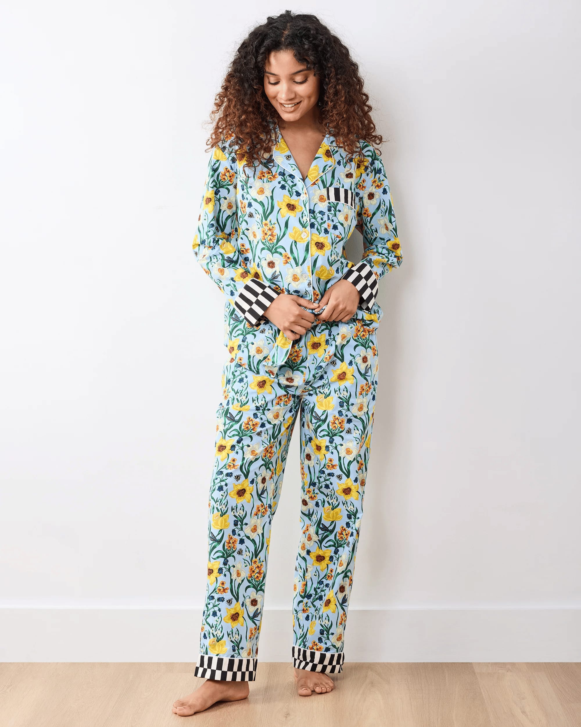 Printfresh Dreamy Daffodil short pajama set showcasing bold artistic prints and organic cotton poplin fabric