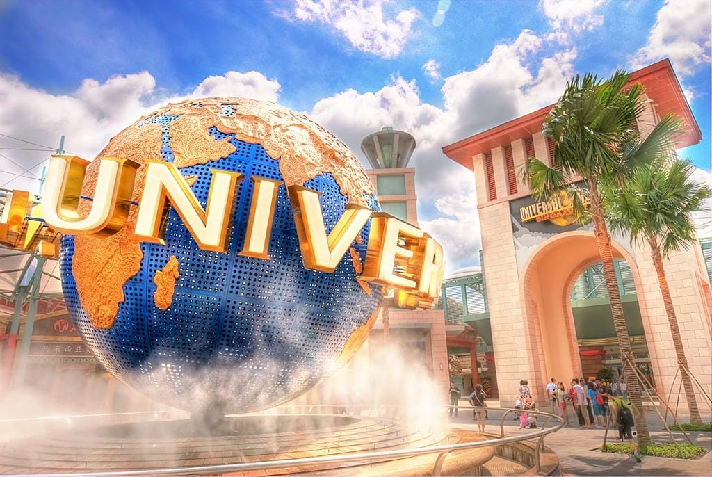 Universal Studios Singapore at Sentosa Island entrance