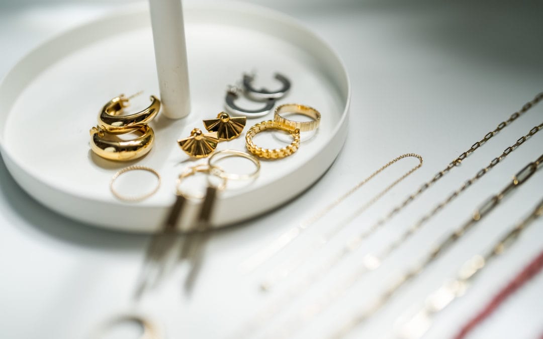 The Komorebi Collection Top Alternatives and Competitors: Muji vs. The Citizenry 2026 -Aurate New York gold jewelry collection display featuring architectural minimalist designs on neutral background-couponsscout.com