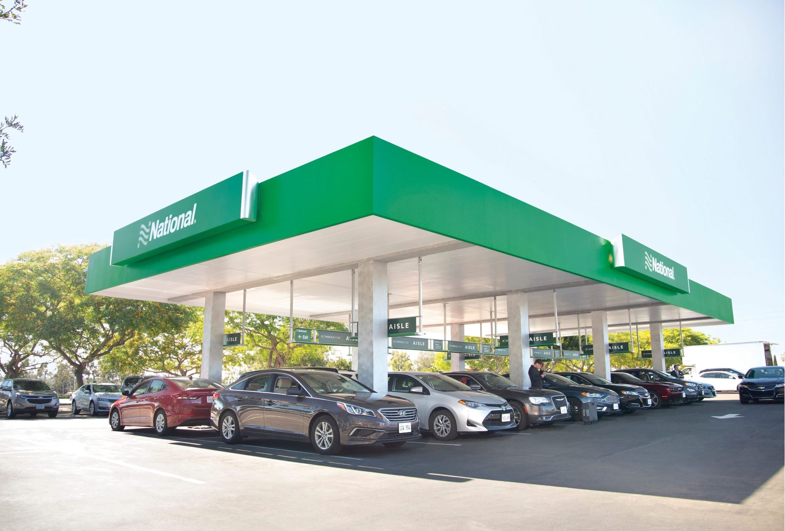 National Car Rental Emerald Aisle showing available premium vehicles for members