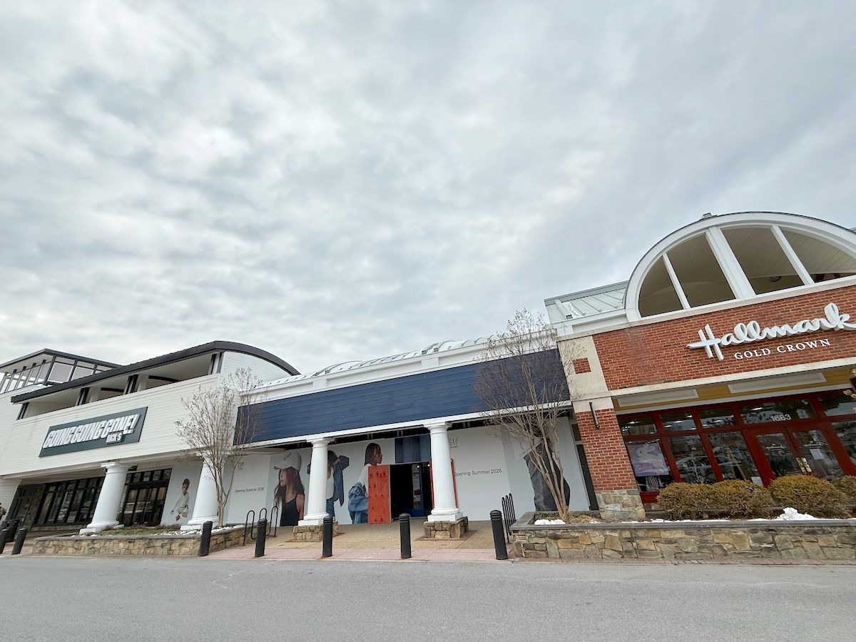 Gap Factory outlet storefront exterior with brand signage at shopping mall entrance