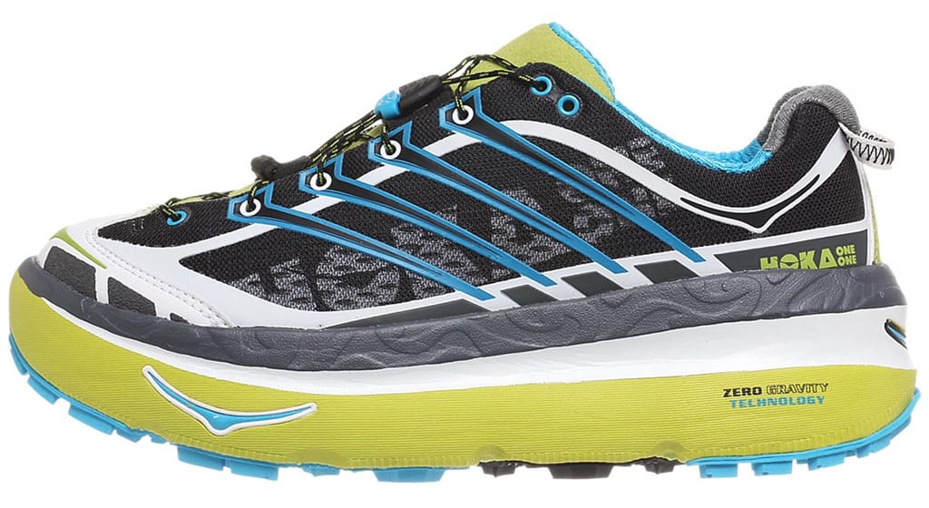 Comparison of maximalist Hoka running shoe with high stack height versus minimalist shoe design