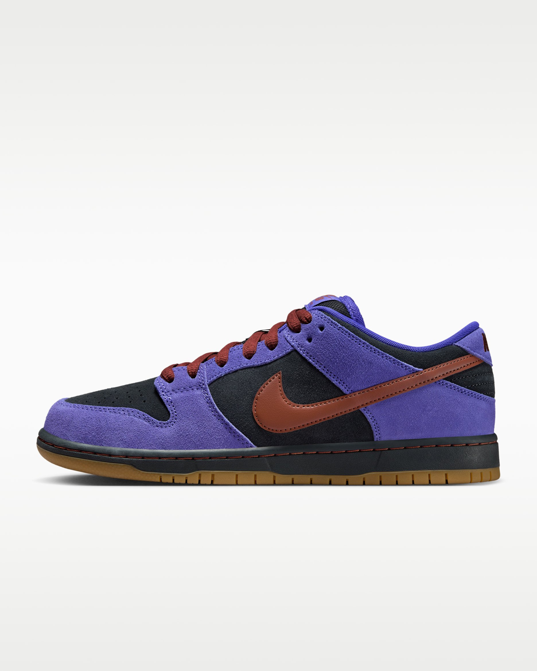 Nike SB Dunk Low Pro skate shoes with Zoom Air heel cushioning premium leather upper