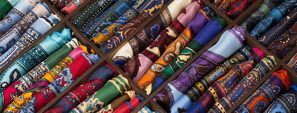 Sera Fine Silk Banner